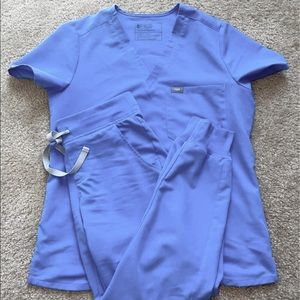 Ceil Blue Figs Scrub Set